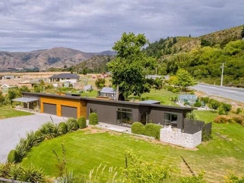 2 Pisa Road, Cromwell