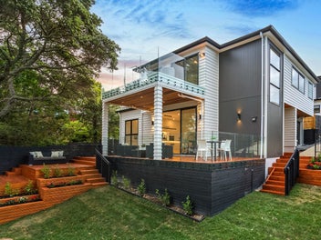 27B Deep Creek Road, Waiake, Auckland