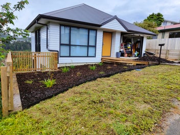 6 Castle Crescent, Stokes Valley, Lower Hutt