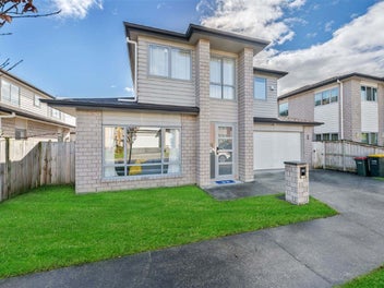 38 Clady Drive, Flat Bush, Auckland