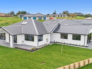 36 Tirimoana Place, Otamatea, Whanganui