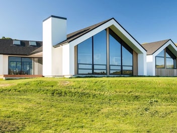 82 Scarlys Way, Okitu, Gisborne