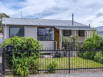 100 Kuripuni Street, Kuripuni, Masterton