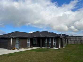 13 Mediterranean Grove, Fitzherbert, Palmerston North