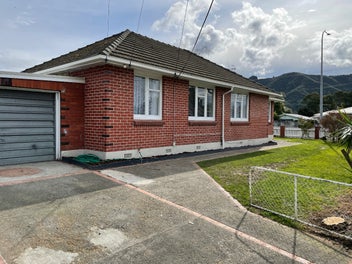 53 Totara Park Road, Clouston Park, Upper Hutt