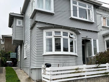 11 Caroline Street, Mount Victoria, Wellington