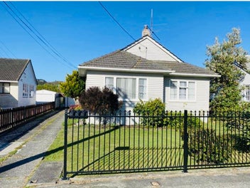 8 Mcparland Street, Ebdentown, Upper Hutt