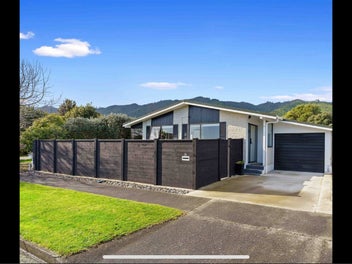 34A Rewarewa Crescent, Waikanae