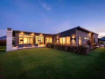 5 Mcdonald Street, WANAKA