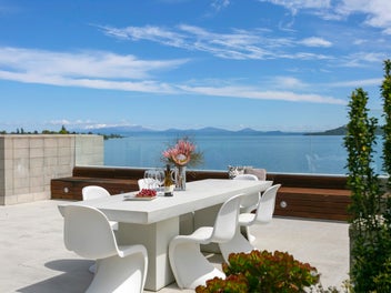 19/225 Lake Terrace, Waipahihi, Taupō
