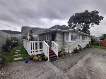 75B Tabitha Crescent , Henderson, Auckland