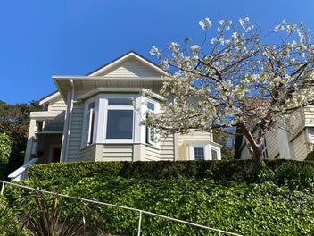 8 Glen Road, Kelburn, Wellington