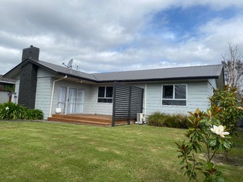 127 Apollo Parade, Milson, Palmerston North