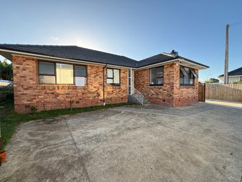 13 Geoffrey Place, Mangere East, Auckland