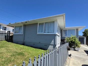 63 Mark Avenue, Paparangi, Wellington