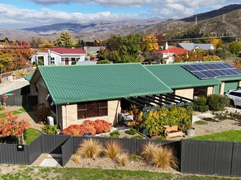 77 Hazlett Street, Clyde, Clyde