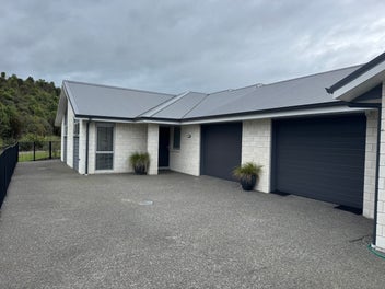54 Pakanga Grove, Pyes Pa, Tauranga