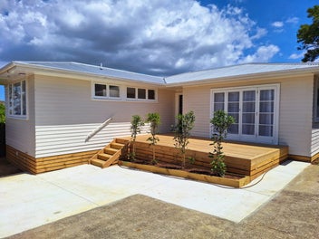 13A Torrington Crescent, Glen Innes, Auckland
