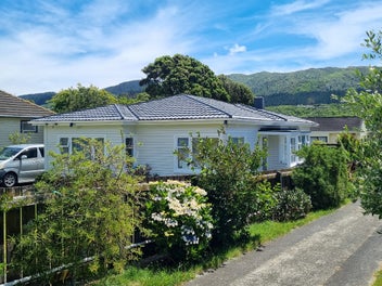 43 Coates Street, Tawa, Wellington