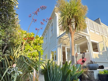 6 Seddon Terrace, Newtown, Wellington