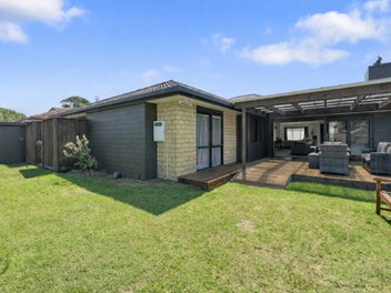 2 Shaun Close, Papamoa Beach, Papamoa