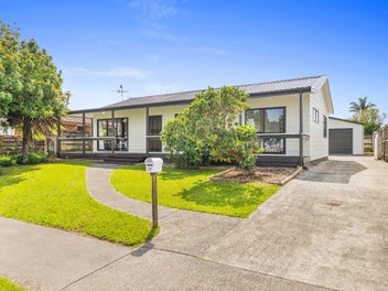 32 Pinehurst Place, Wattle Downs, Auckland