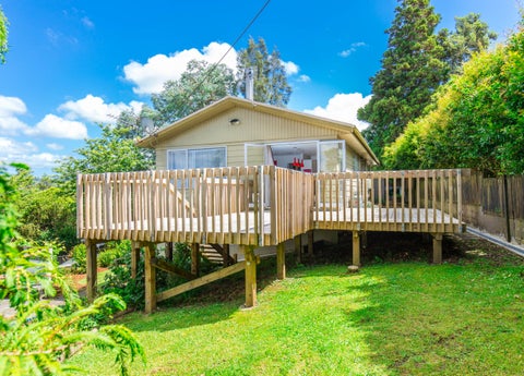 47 Waitakere Road, Waitakere, Auckland