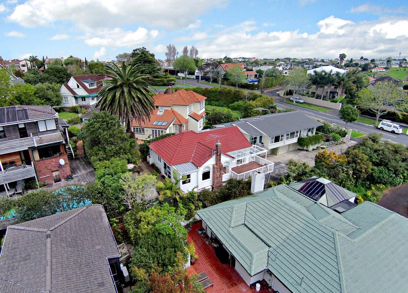 3/72 Patteson Avenue, Mission Bay, Auckland - Carousel 1