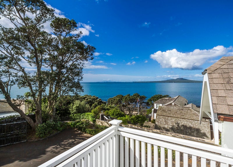 23 Minnehaha Avenue, Takapuna, Auckland - Carousel 1