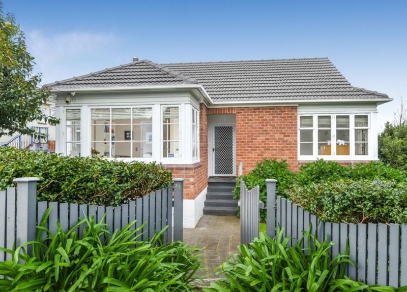 Property Valuation for 43 Edmonton Avenue, Onehunga, Auckland Trade