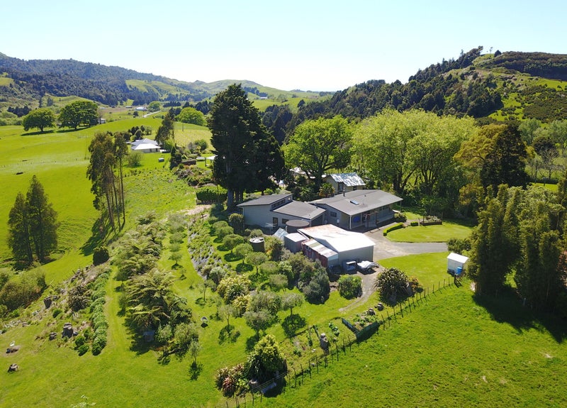 827 Limeworks Loop Road, Hamilton - Carousel 1