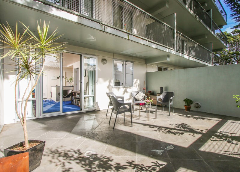 1C/250 Richmond Road, Grey Lynn, Auckland - Carousel 1