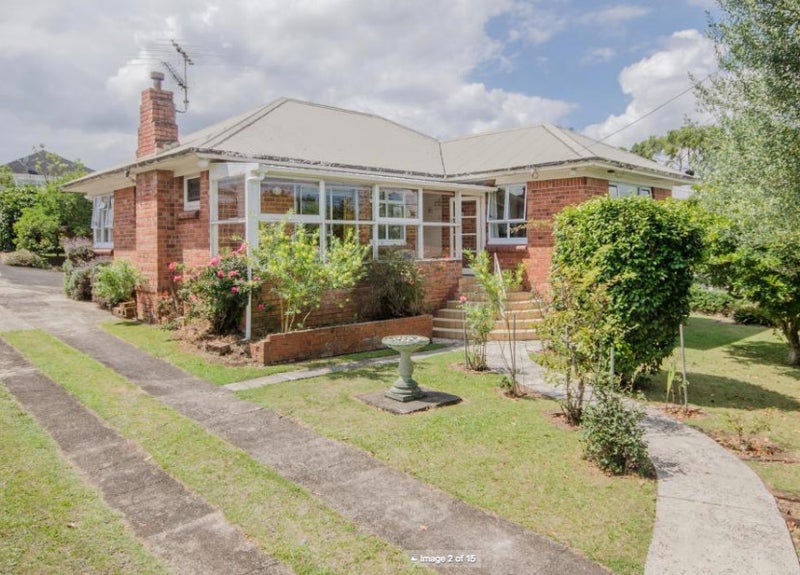 Property Valuation for 38 Kowhatu Road, One Tree Hill, Auckland Trade