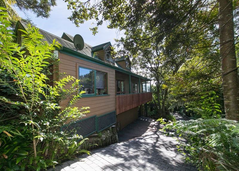 Property Valuation for 12 Koromiko Street, New Lynn, Auckland Trade