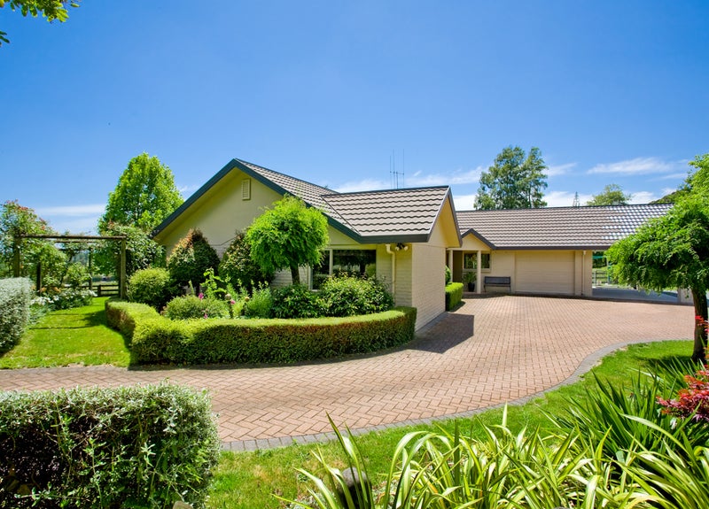 1151A State Highway 30, Awakeri, Whakatane - Carousel 1