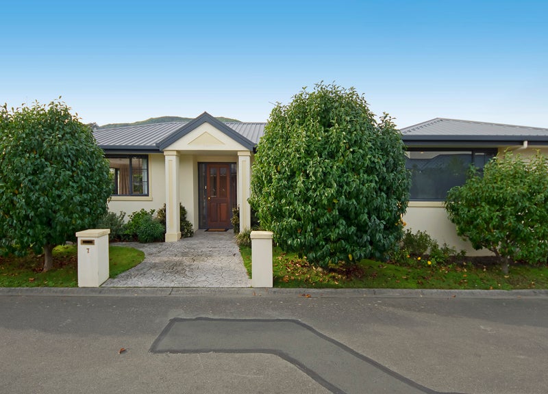 7 Sorrento Way, The Wood, Nelson - Carousel 1