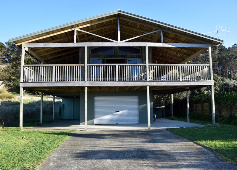 Property Valuation for 88 Akitio Esplanade, Akitio Trade Me Property