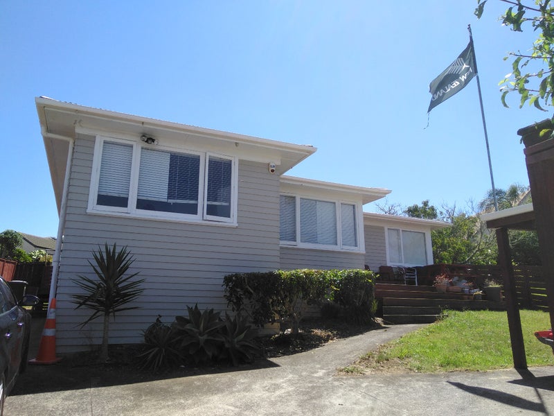 16 Mount Taylor Drive, Glendowie, Auckland - Carousel 1