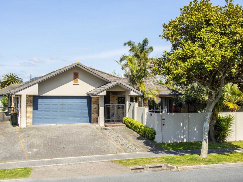 164 Gravatt Road, Papamoa Beach, Papamoa - Carousel 1