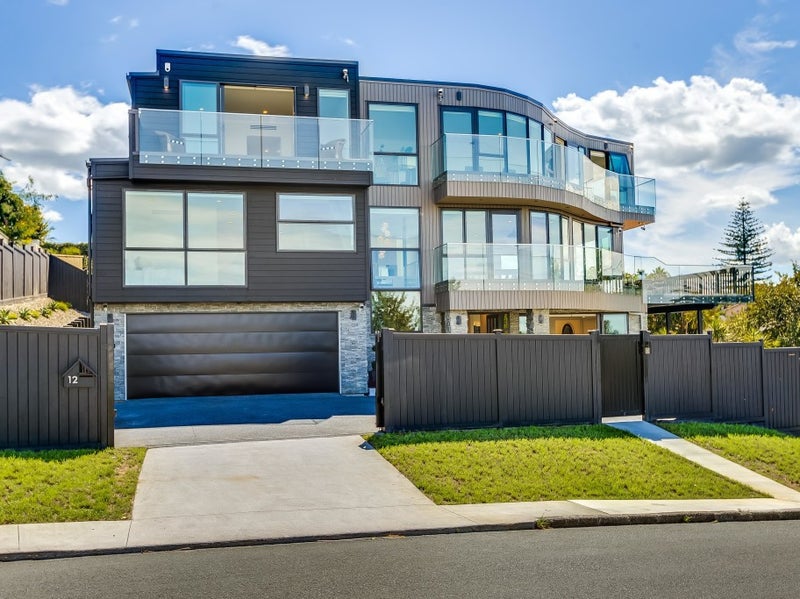 Property Valuation for 12 Beacon Avenue, Campbells Bay, Auckland