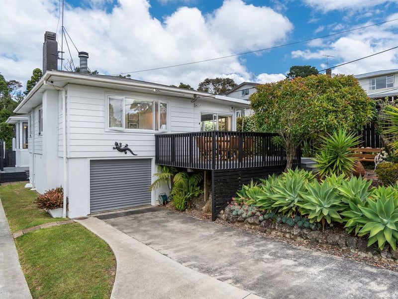Property Valuation for 93 Verran Road, Birkenhead, Auckland Trade Me