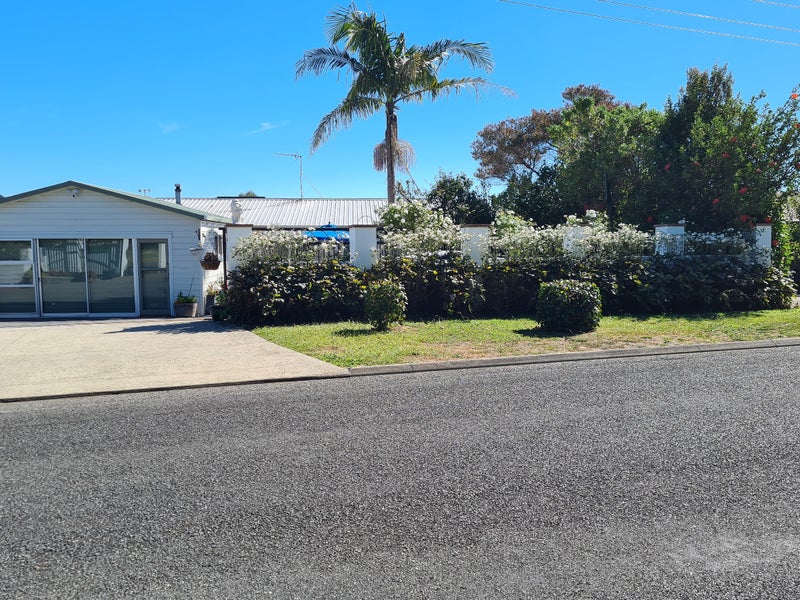 163 Tanners Point Road, Tanners Point, Katikati - Carousel 1