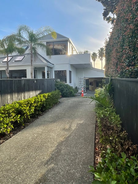 1/8 Cecil Road, Milford, Auckland - Carousel 1