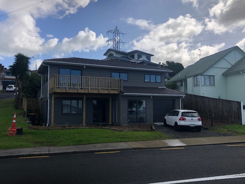 50 Garton Drive, Massey, Auckland - Carousel 1