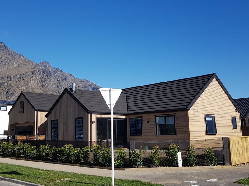 14 Maize Street, Jacks Point, Queenstown - Carousel 1