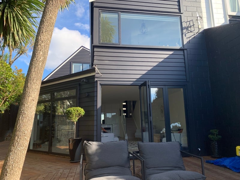 1/91 Bassett Road, Remuera, Auckland - Carousel 1