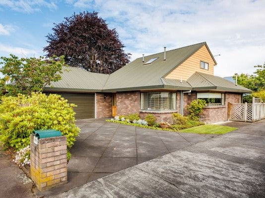 449 College Street, Hokowhitu, Palmerston North - Carousel 1