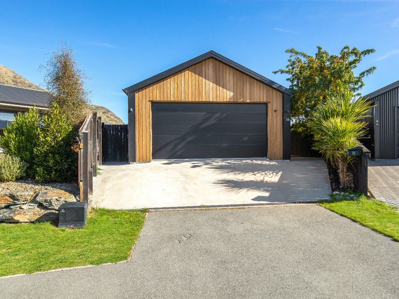 18 Silver Street, Lower Shotover, Lower Shotover - Carousel 1