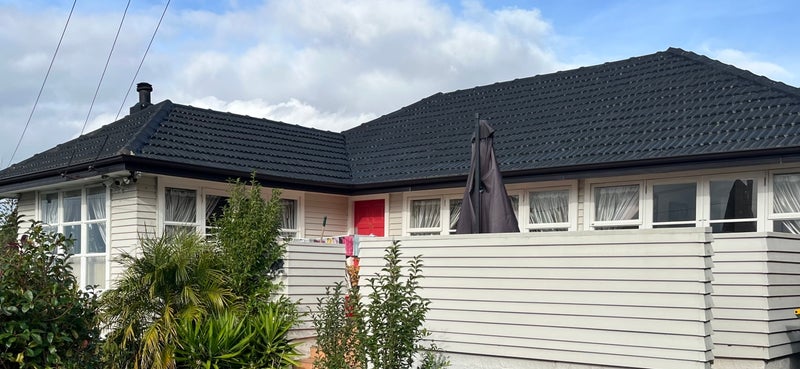 94 Oakdale Road, Mount Roskill, Auckland - Carousel 1