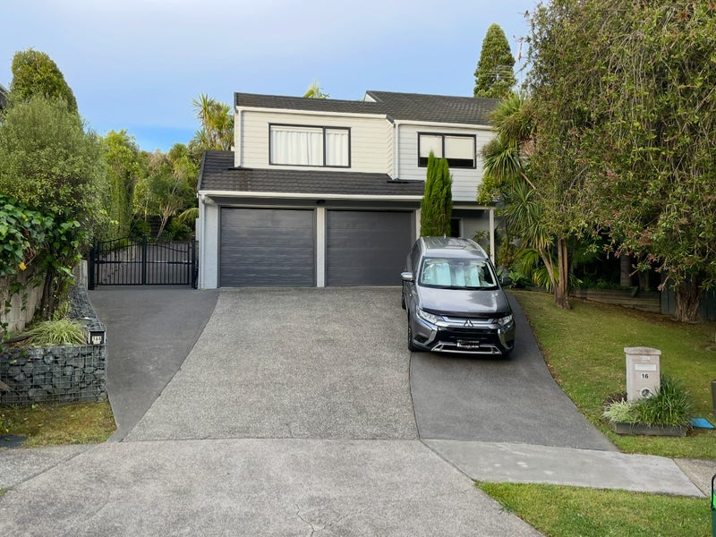 16 Calman Place, Chatswood, Auckland - Carousel 1